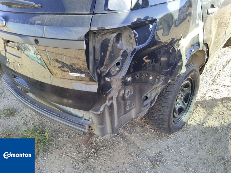2018-ford-explorer-image-29