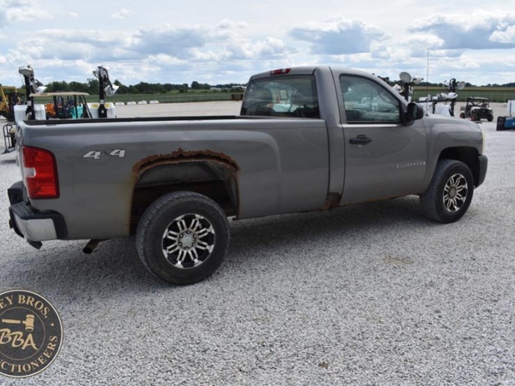 2009-chevrolet-silverado-1500-image-20
