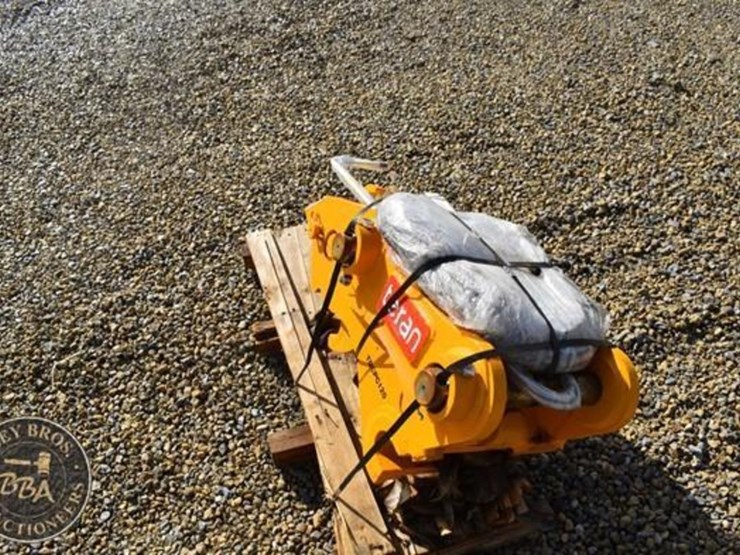 komatsu-pc120-image-2