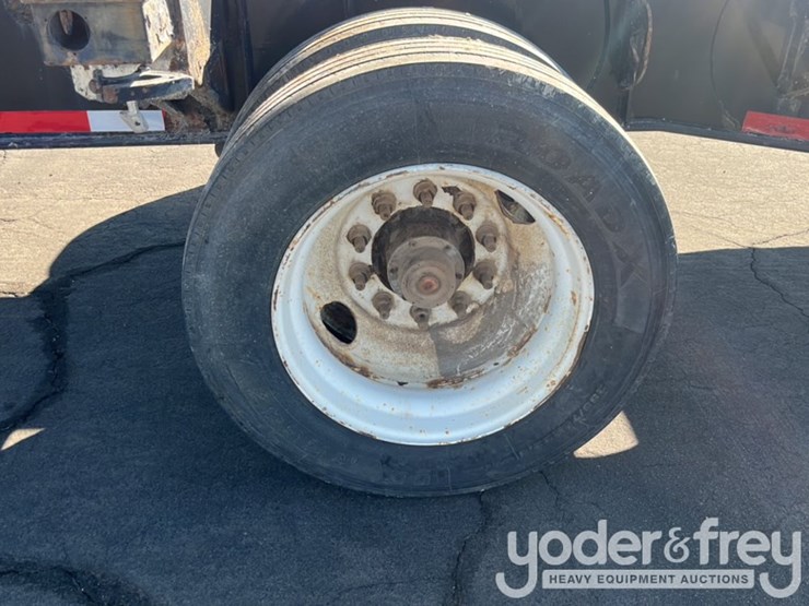 2018-king-kutter-spread-axle-chassis-trailer,-65,000lb-gvwr-image-13