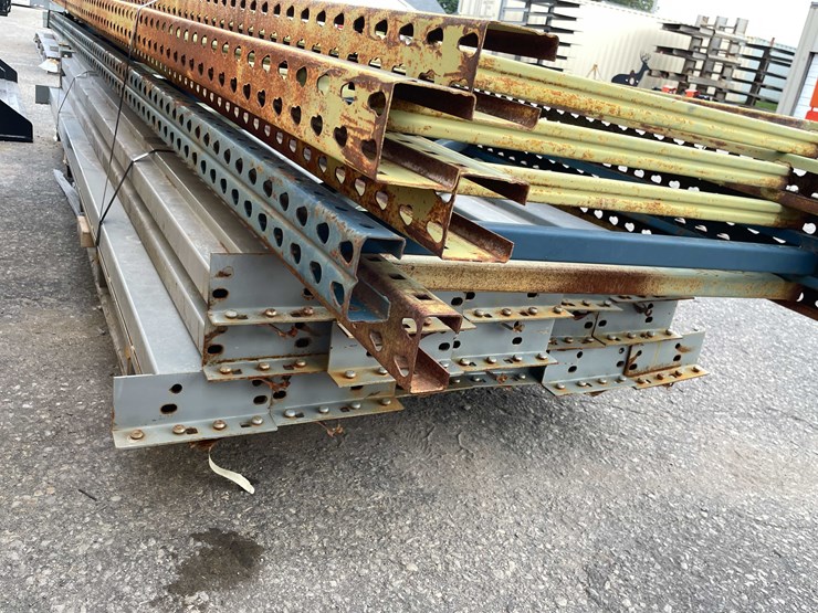 #3079-•-teardrop-pallet-racking-(o10)-image-3