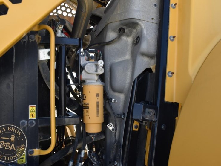 2014-caterpillar-982m-image-91