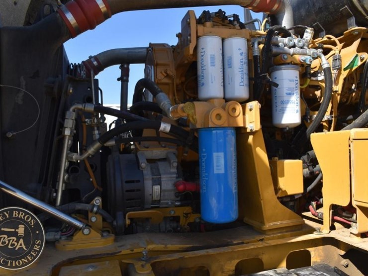 2012-caterpillar-740b-image-83