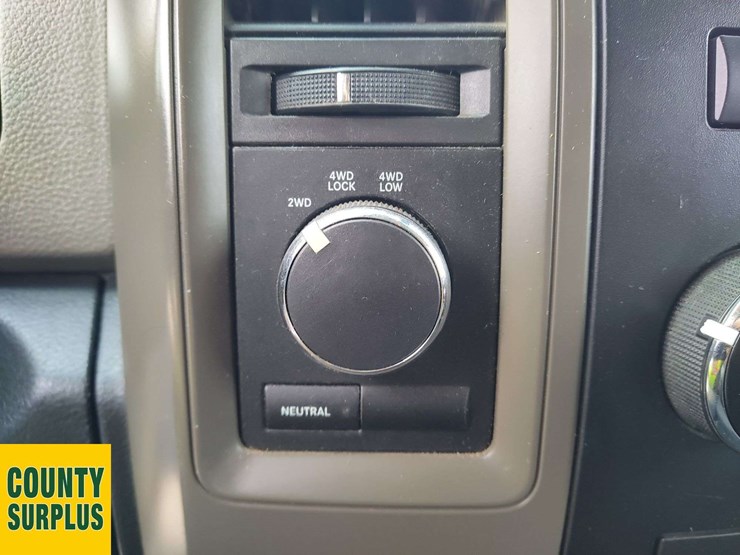 2012-ram-tradesman-image-12
