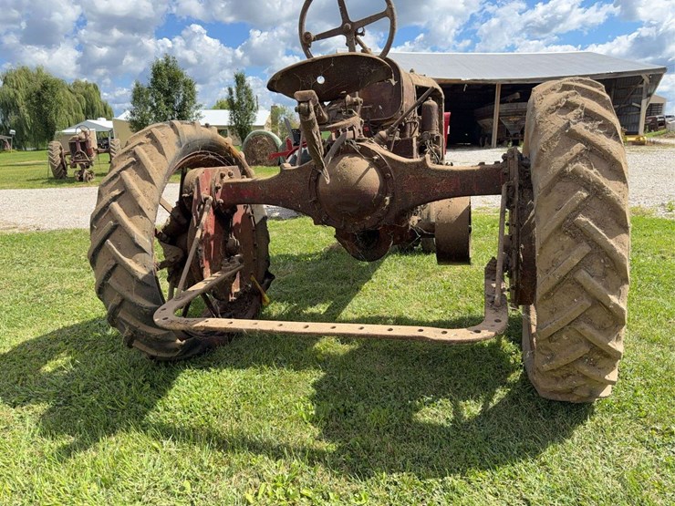 farmall-f-20-image-22