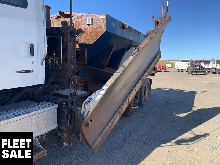 2006-sterling-lt8500-image-20