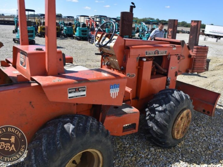 ditch-witch-r65-image-16