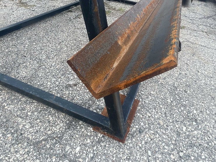 #3067-•-5"-x-3"-angle-iron-(cont)-image-6