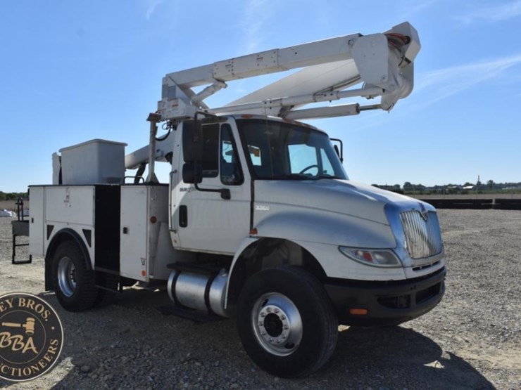 2012-international-durastar-4300-image-20
