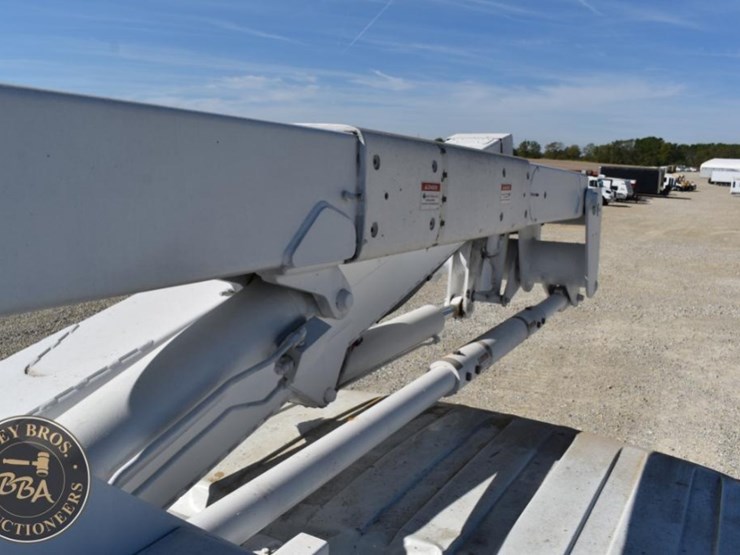 2012-international-durastar-4300-image-60