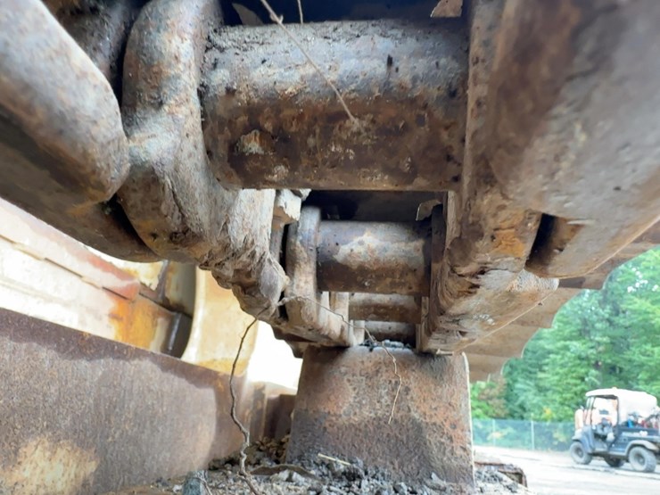 2016-caterpillar-c7-image-17