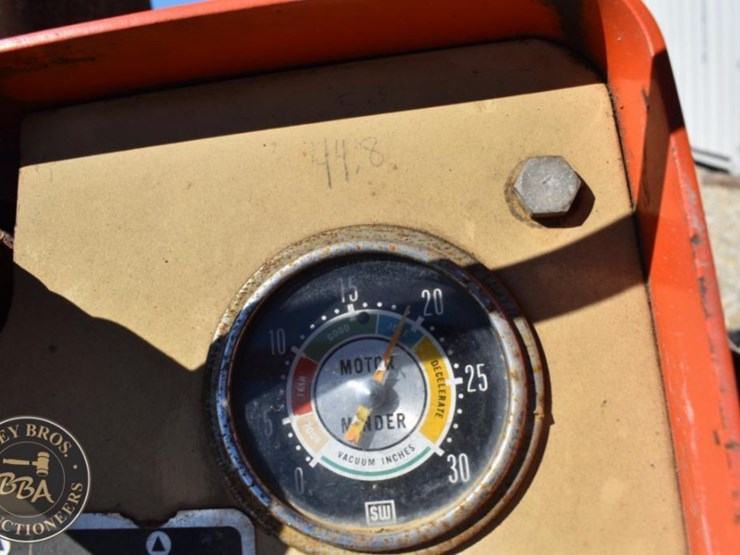 ditch-witch-r65-image-27