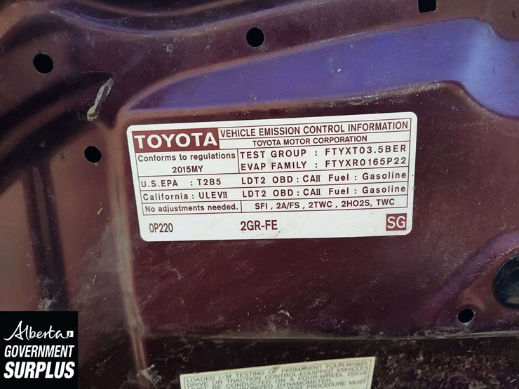 2015-toyota-highlander-image-30