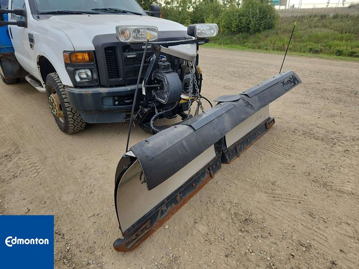 2009-ford-f350-image-25