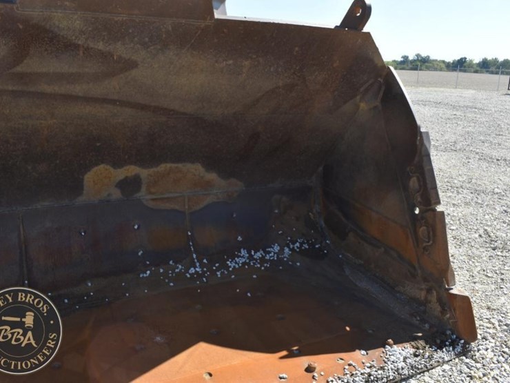 2014-caterpillar-982m-image-80