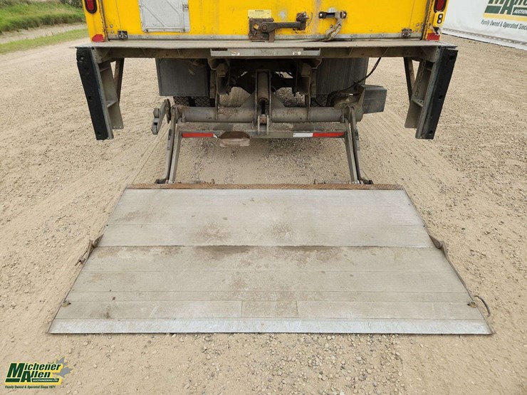 2013-international-durastar-4300-image-27