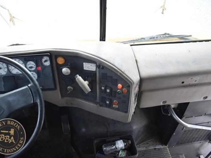 2003-ic-bus-3000ic-37998-image-17