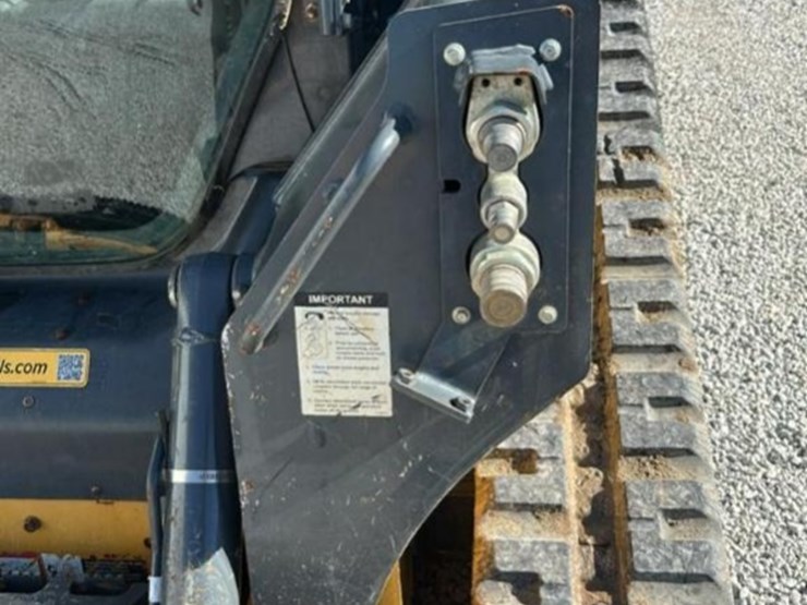 2021-deere-325g-image-23