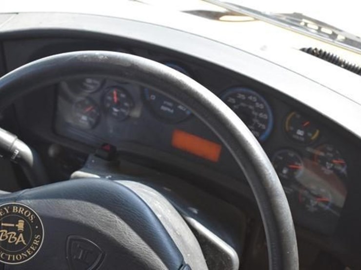 2012-ic-bus-ce-image-30