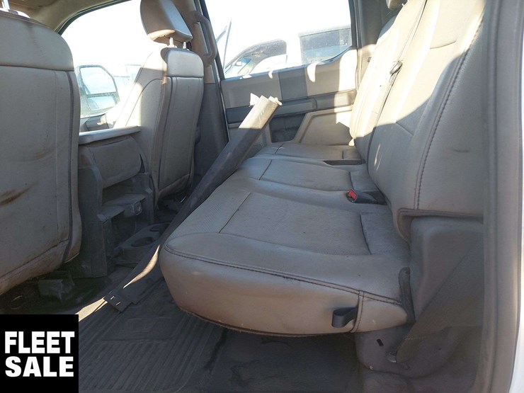 2022-ford-f250-image-17