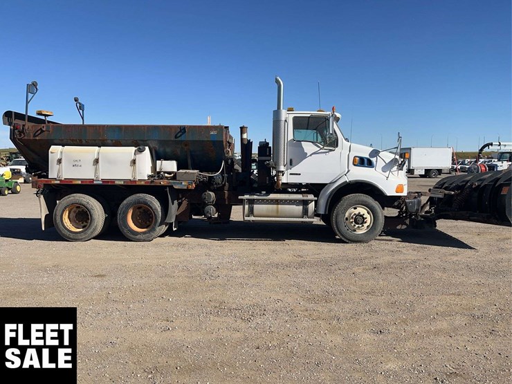 2006-sterling-lt8500-image-5