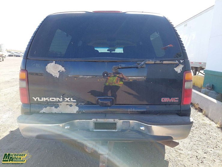 2000-gmc-yukon-xl-image-5