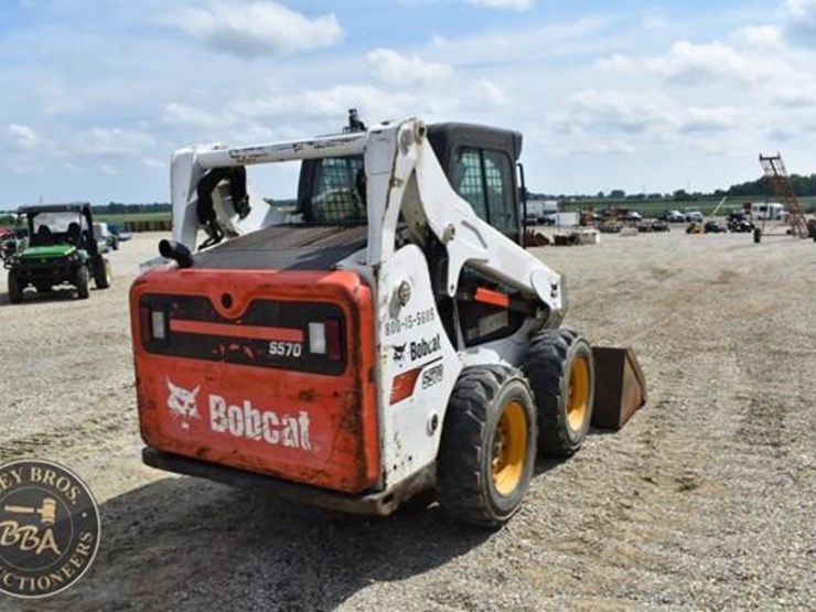 2017-bobcat-s570-image-15