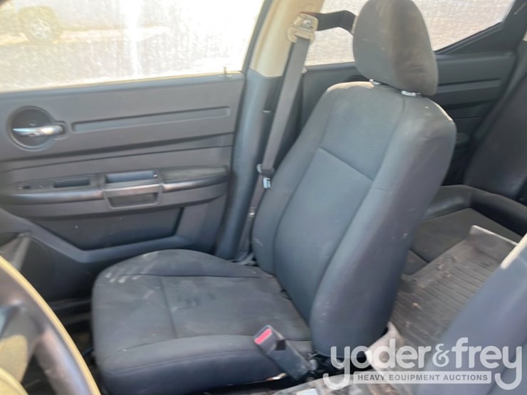 2008-dodge-charger-image-16