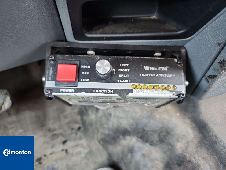 2013-ford-f550-image-26