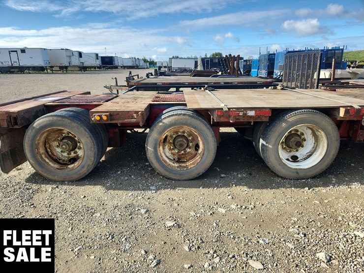 2008-manac-tri/a-step-deck-trailer-image-16
