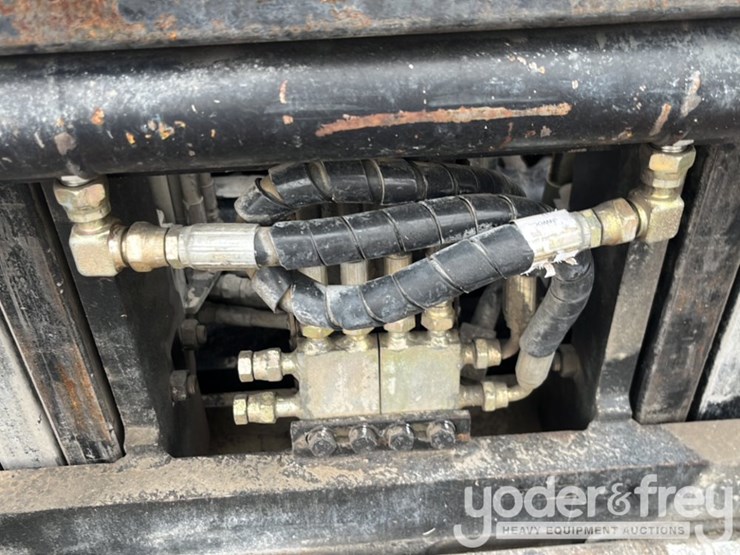 2018-hyundai-30lc-7a-image-39