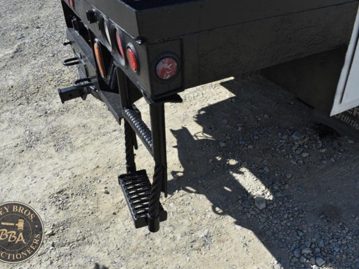 2012-international-durastar-4300-image-42