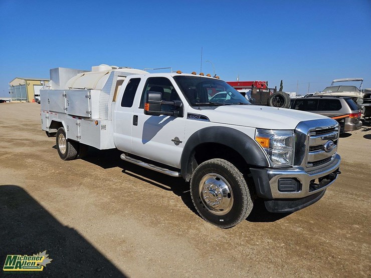 2011-ford-f550-image-2