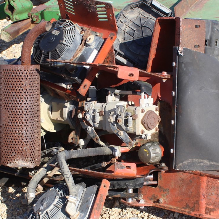 DITCH WITCH RT24