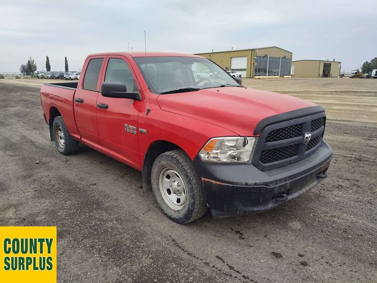 2015-ram-tradesman-image-2