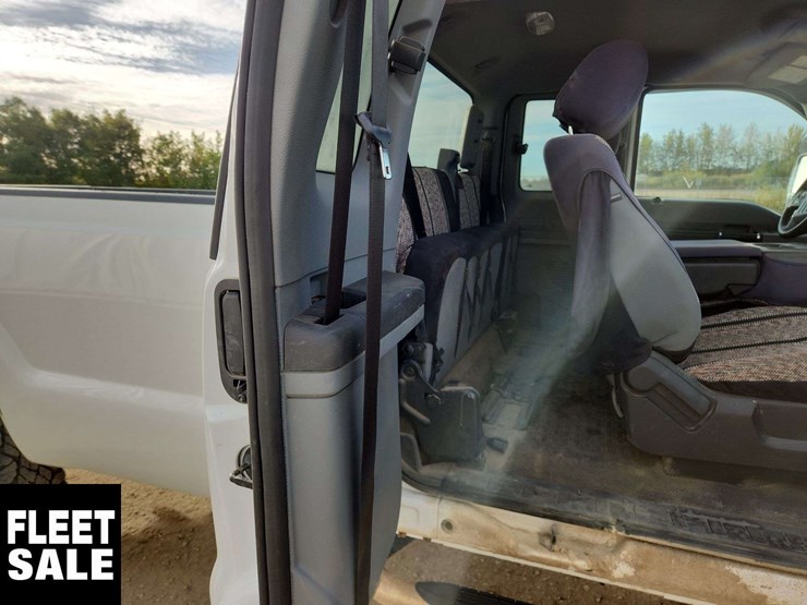 2014-ford-f350-image-18