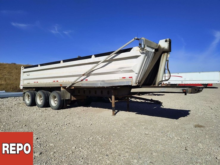 2015-arnes-tri/a-end-dump-image-2