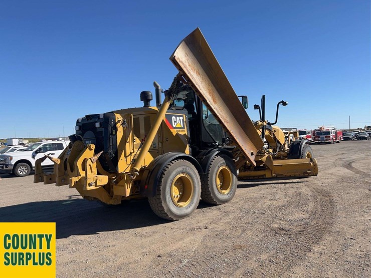 caterpillar-160m3-awd-image-4