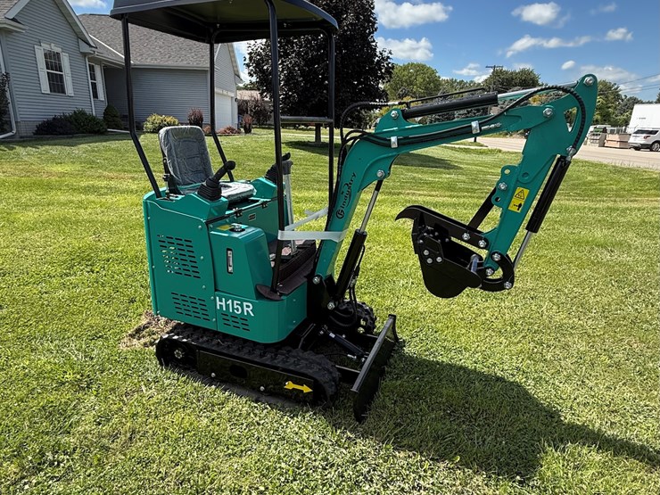 #614-•-2025-cfg-industrial-h15r-hydraulic-track-type-mini-excavator-image-2