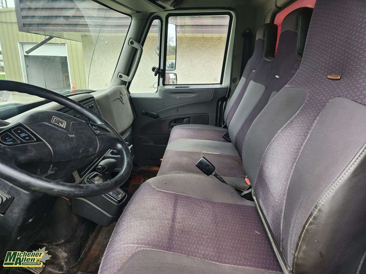 2012-international-durastar-4300-image-11
