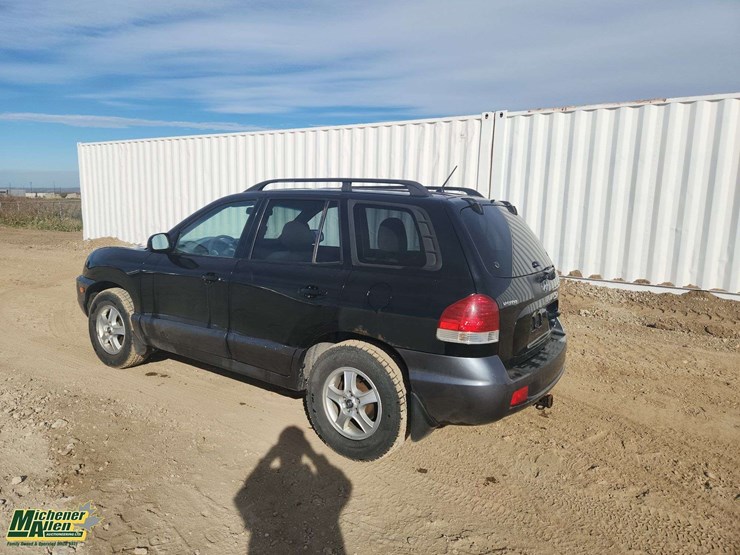 2005-hyundai-santa-fe-image-2