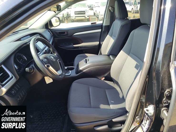 2018-toyota-highlander-image-15