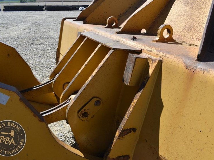 2014-caterpillar-982m-image-70