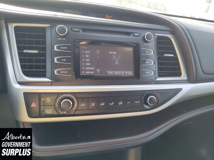 2018-toyota-highlander-image-12