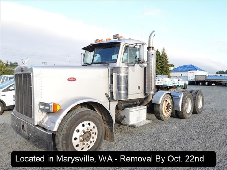 2000-peterbilt-379-image-1