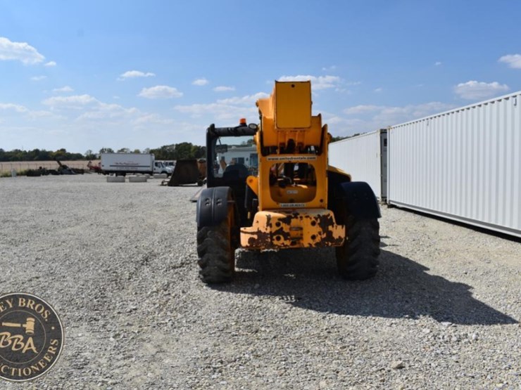 2015-jcb-510-56-image-4