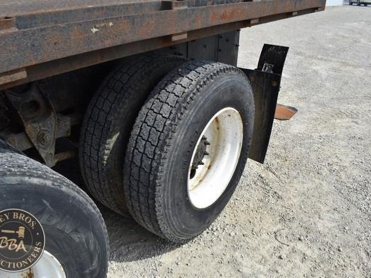2013-international-durastar-4400-image-37