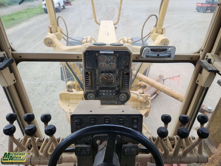 2007-caterpillar-140h-image-13