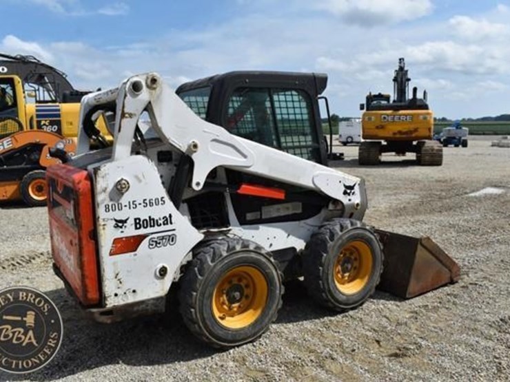 2017-bobcat-s570-image-17