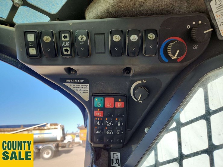 deere-324g-image-15